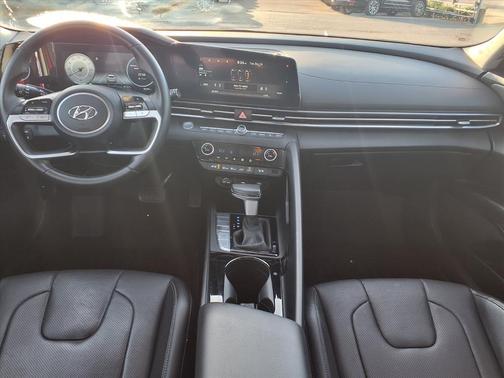 2022 Hyundai ELANTRA HEV Limited