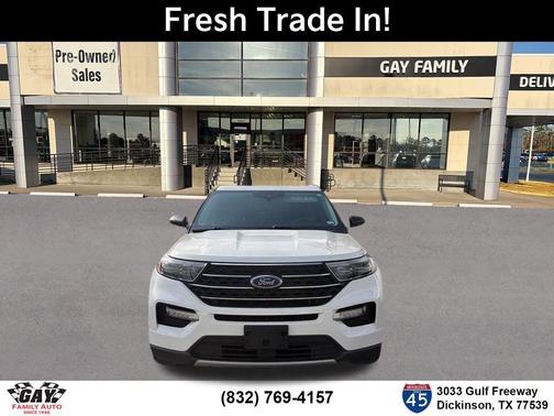 White Metallic 2022 Ford Explorer XLT