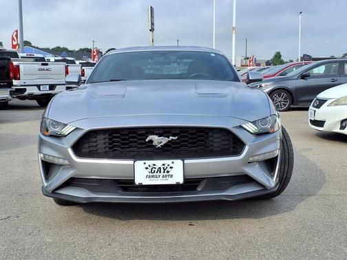 2020 Ford Mustang EcoBoost