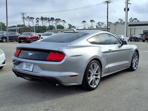 2020 Ford Mustang EcoBoost