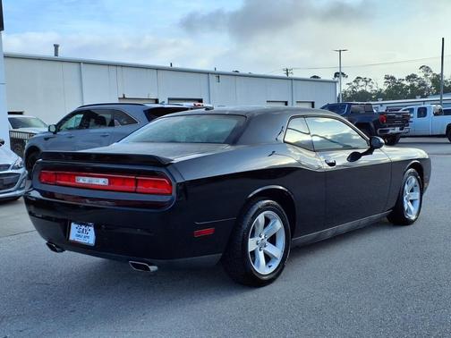 2014 Dodge Challenger SXT