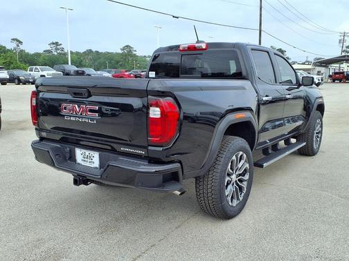 Onyx Black 2026 GMC Canyon Denali