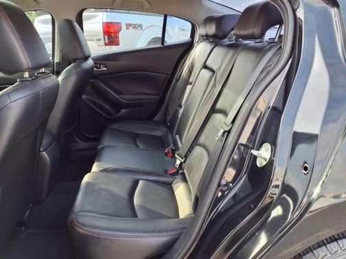 2016 Mazda Mazda3 i Grand Touring