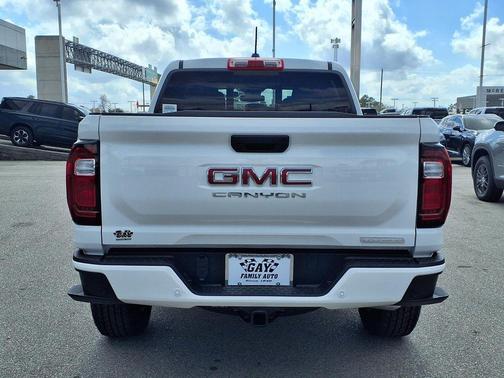 Summit White 2026 GMC Canyon Elevation