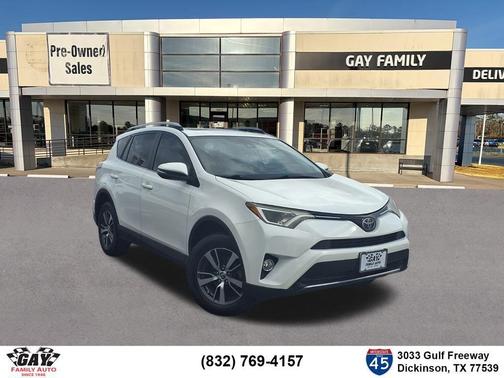 Super White 2018 Toyota RAV4 XLE