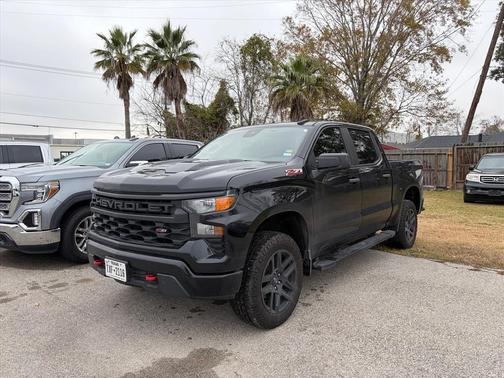 2023 Chevrolet Silverado 1500 Custom Trail Boss