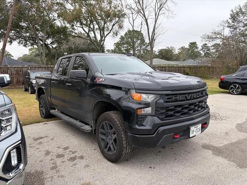 2023 Chevrolet Silverado 1500 Custom Trail Boss