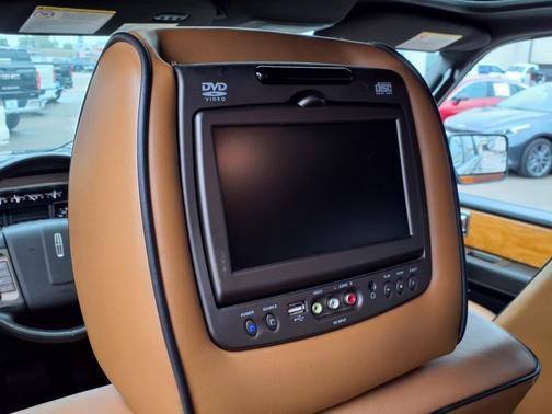 2013 Lincoln Navigator L