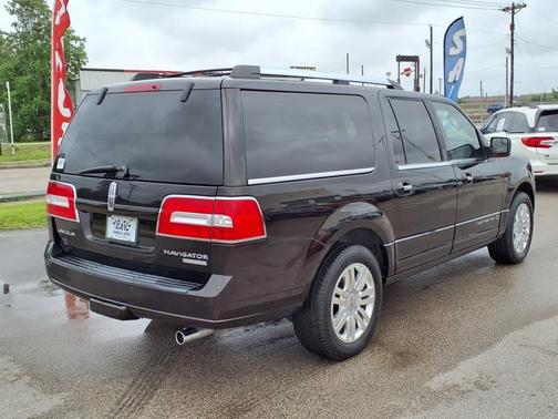 2013 Lincoln Navigator L