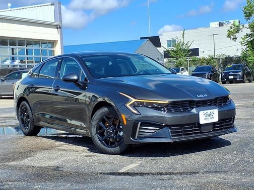 2025 Kia K5 LXS