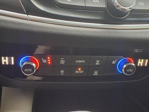 2018 Buick Enclave Essence