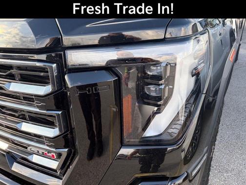 Onyx Black 2024 GMC Sierra 2500 AT4