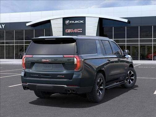 2025 GMC Yukon XL AT4
