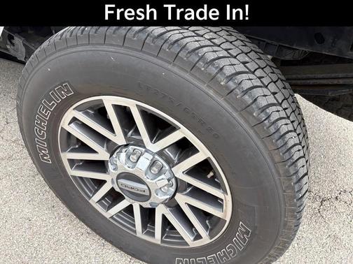 White Platinum Clearcoat Metallic 2019 Ford F-250 Lariat