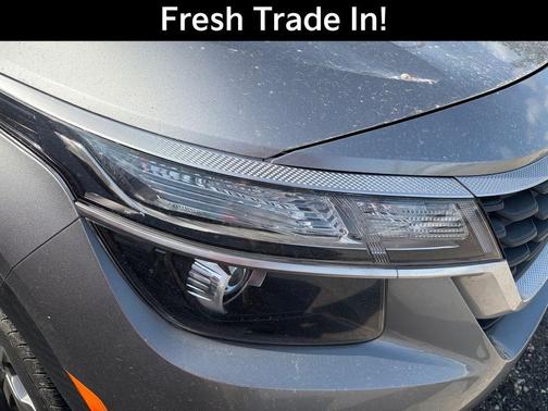 Steel Gray 2021 Kia Seltos LX