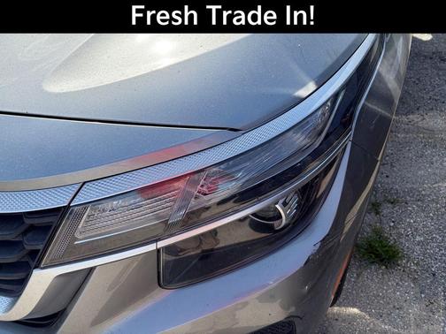 Steel Gray 2021 Kia Seltos LX