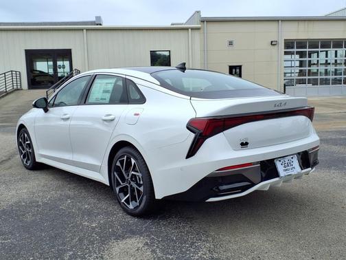 2025 Kia K5 EX
