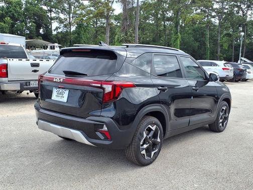 Black 2026 Kia Seltos S