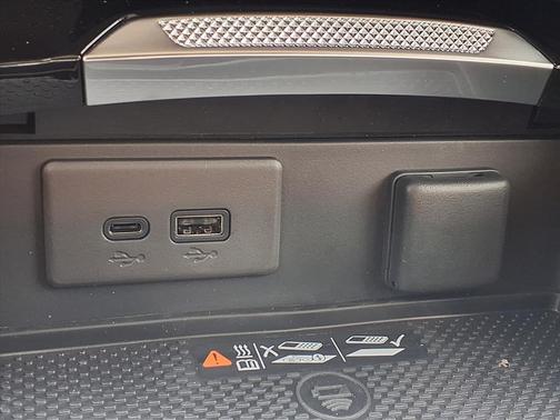 Gray Metallic 2026 Buick Envision Avenir