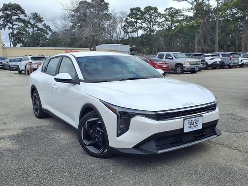 2026 Kia K4 EX