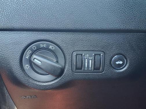 White Knuckle Clearcoat 2021 Dodge Charger SXT