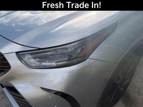 Celestial Silver Metallic 2024 Toyota Highlander XSE