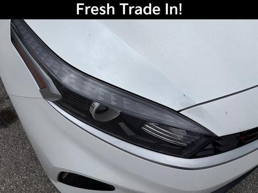 Snow White Pearl 2024 Kia Forte GT-Line
