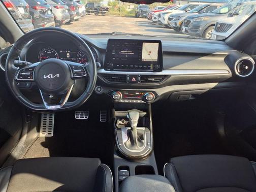 Snow White Pearl 2024 Kia Forte GT-Line