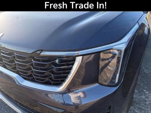 Metal 2025 Kia Sorento SX