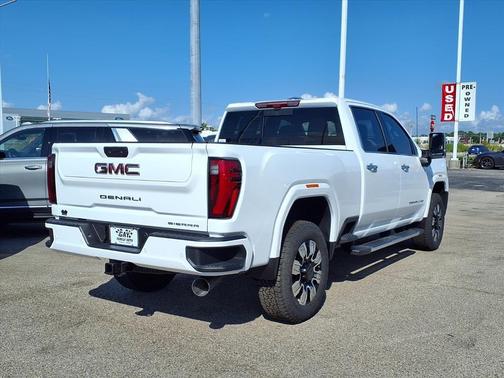 2025 GMC Sierra 2500 Denali