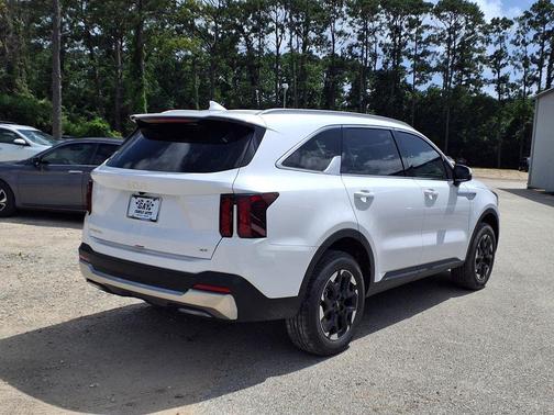 Glacial White Pearl 2026 Kia Sorento S
