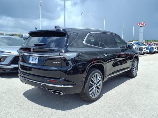 2025 Buick Enclave Avenir