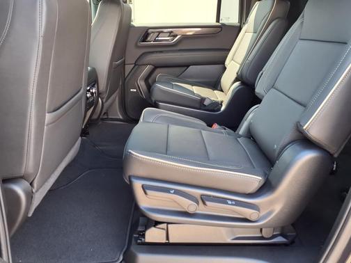 2025 GMC Yukon XL Elevation