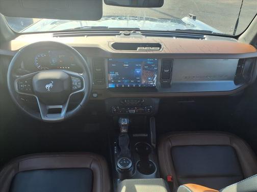 Azure Gray Metallic 2024 Ford Bronco Outer Banks