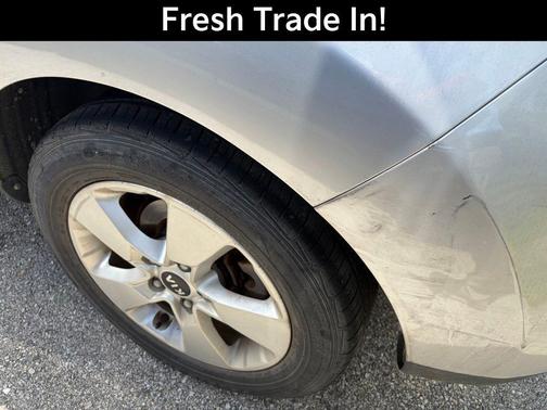 Bright Silver 2018 Kia Soul Base