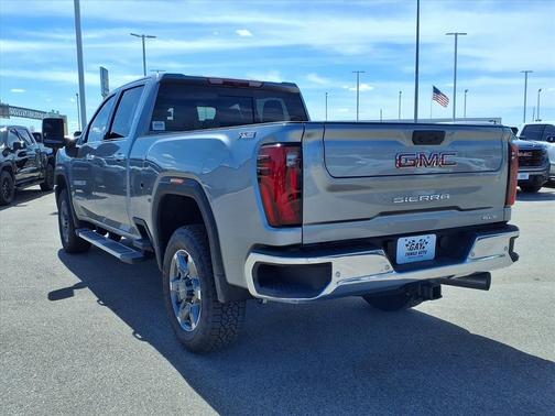 2026 GMC Sierra 2500 SLT