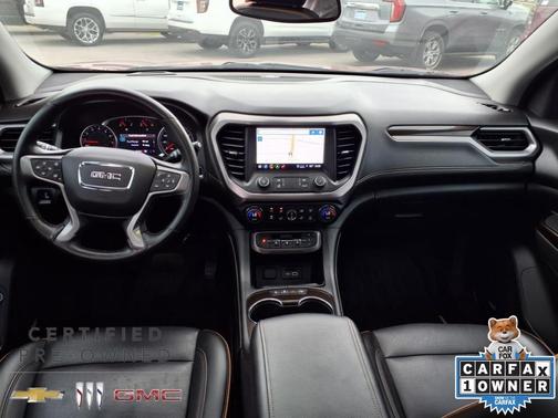 2022 GMC Acadia AT4