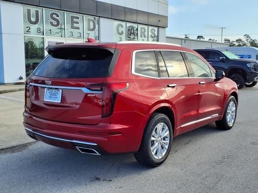 2021 Cadillac XT6 Luxury FWD