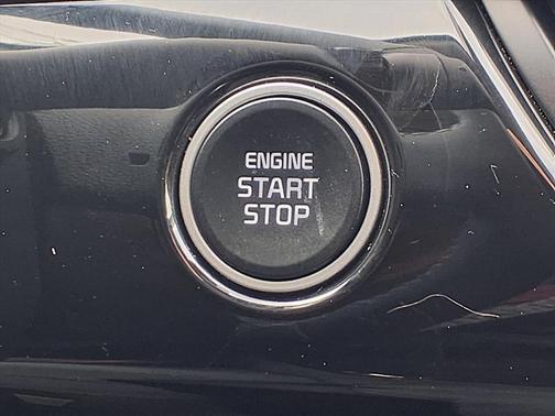 Snow White Pearl 2026 Kia Seltos S