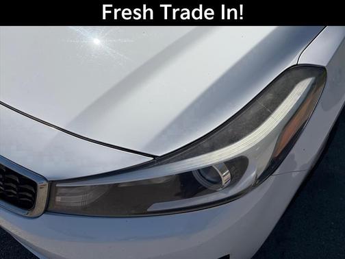 Clear White 2017 Kia Forte LX
