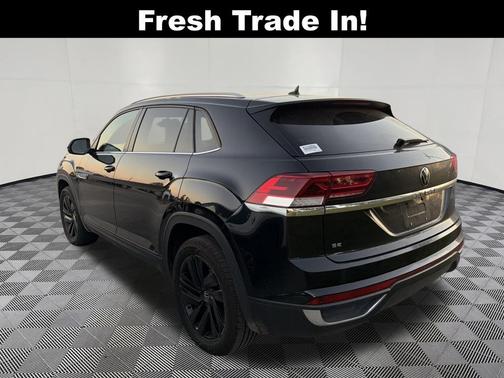 2023 Volkswagen Atlas Cross Sport 2.0T SE w/Technology
