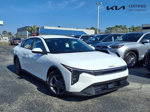 2025 Kia K4 LXS