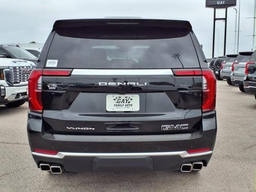 2025 GMC Yukon Denali