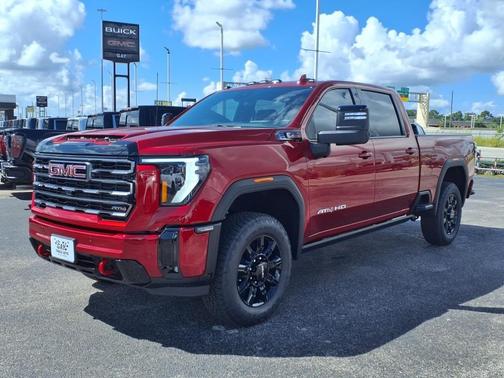 2025 GMC Sierra 2500 AT4
