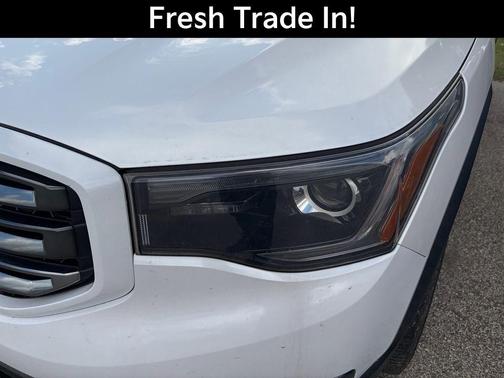 White Frost 2017 GMC Acadia SLT-1