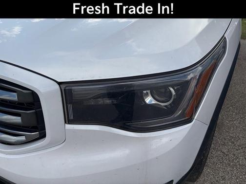 White Frost 2017 GMC Acadia SLT-1