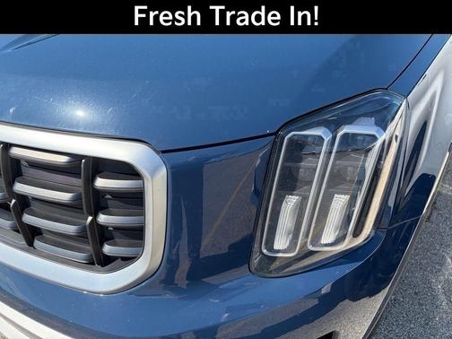 Midnight Black 2024 Kia Telluride S