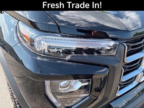 Onyx Black 2024 GMC Canyon AT4