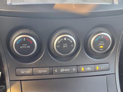 2013 Mazda Mazda3 i Touring