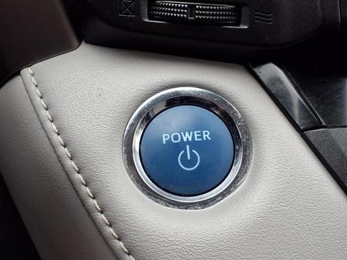 2017 Toyota RAV4 Hybrid XLE